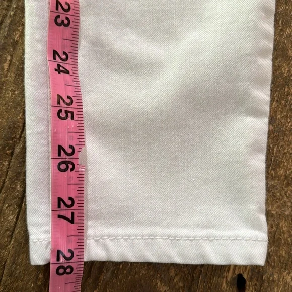 Democracy Women's Skinny Jeans - White - Picture 7 of 9